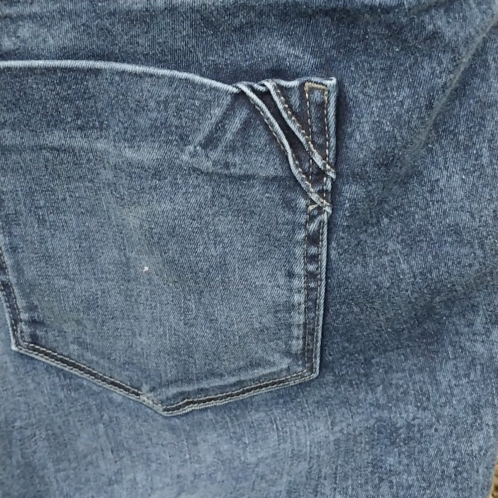 2913 Size 18s Apt. 9 Curvy Bootcut Upcycled Appliqued With Corduroy Flowers - Picture 7 of 9
